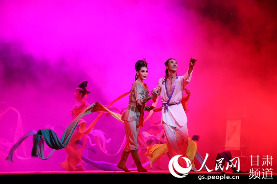 黃河之濱再掀“敦煌風” 觀眾樂享文化盛宴【3】