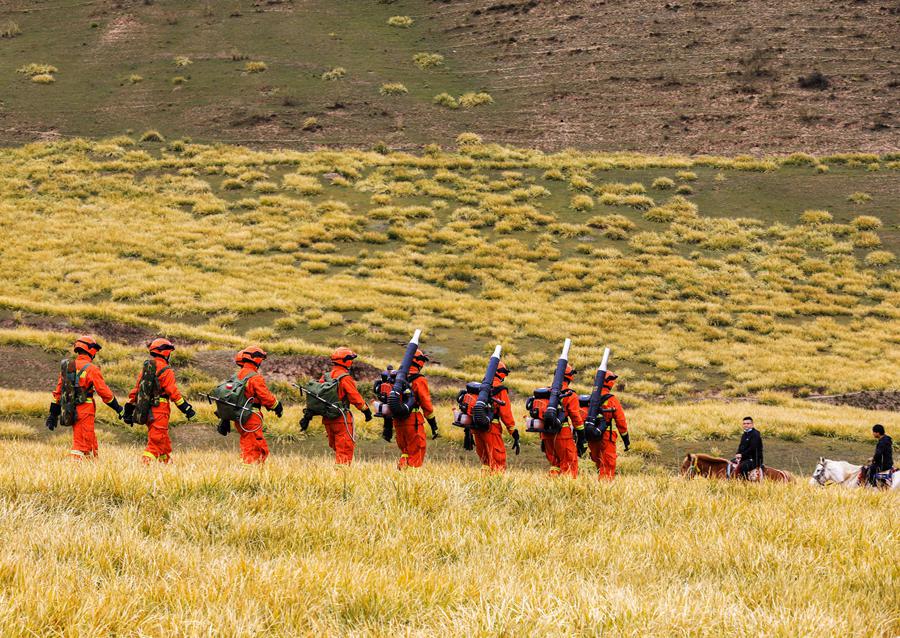 ɭָTR¾^_չѲo С܊z