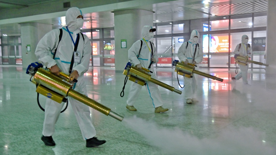 �����ˆT���ڌ��ÿͳ�վ��d�M�������������Дz