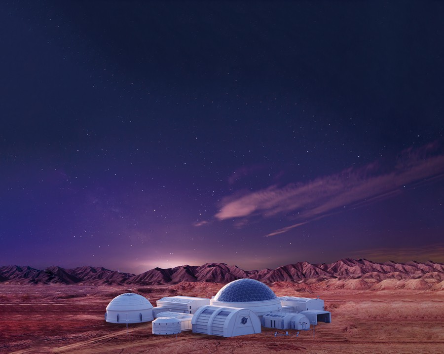 金昌位于河西走廊東部，因有中國最大的鎳鈷和鉑族金屬生產中心被譽為中國“鎳都”；因時尚浪漫的紫金花城景區而被贊為“西部花城”。 