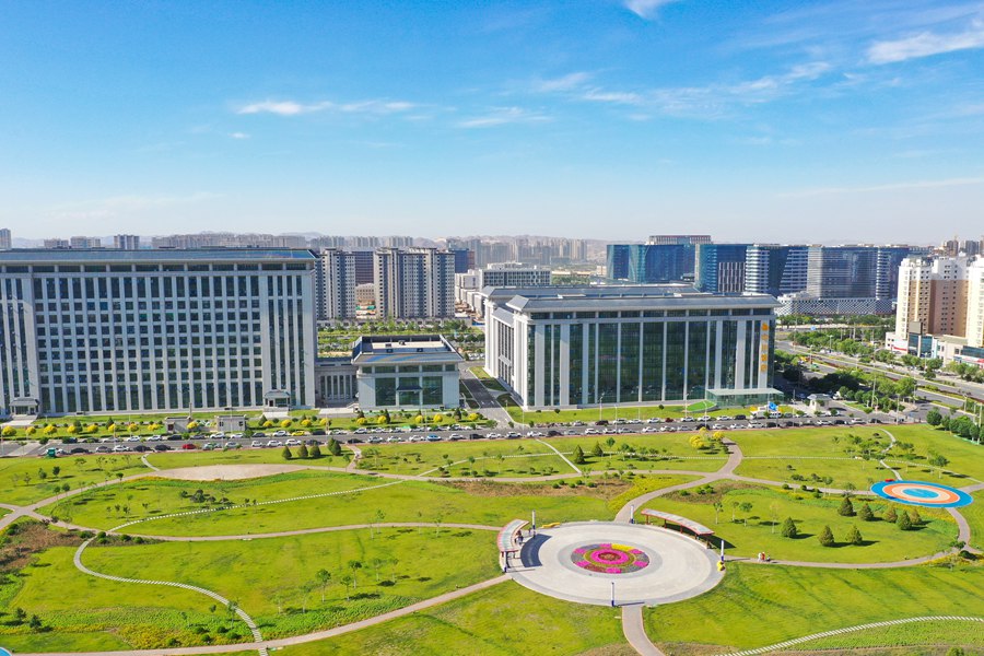 蘭州新區：十年蝶變 魅力無限。蘭州新區黨工委辦公室供圖