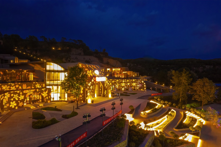 黃土大塬窯洞美。甘肅省慶陽市西峰區顯勝鄉政府供圖