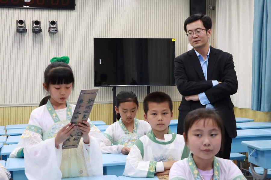 遨游“簡”世界 “牘”絲路文化。西北師范大學供圖