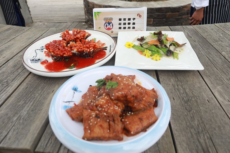 制作好的菜品。楊小強攝