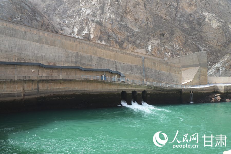 國網甘肅劉家峽水電廠。人民網記者 高翔攝