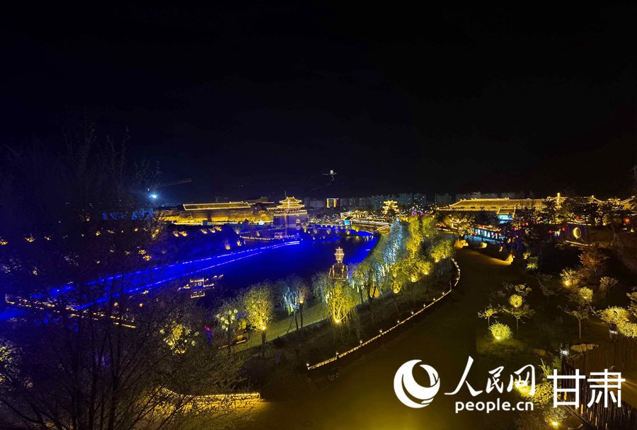 環縣環州故城夜景。人民網記者 高翔攝