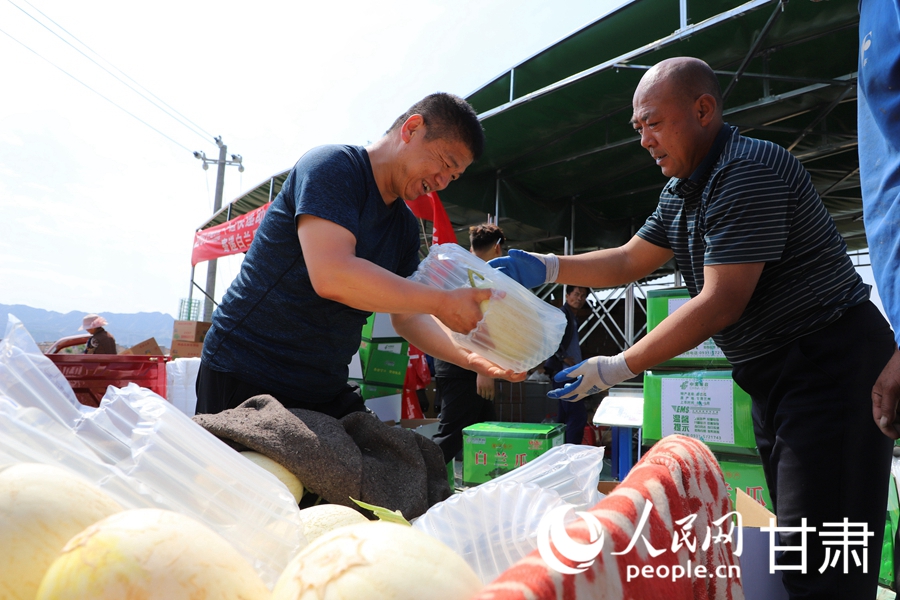 豐收的喜悅。人民網記者 王文嘉攝