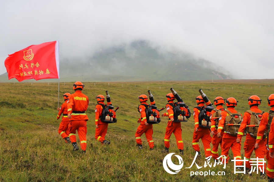 雪域高原上的“橙色護衛隊”【4】