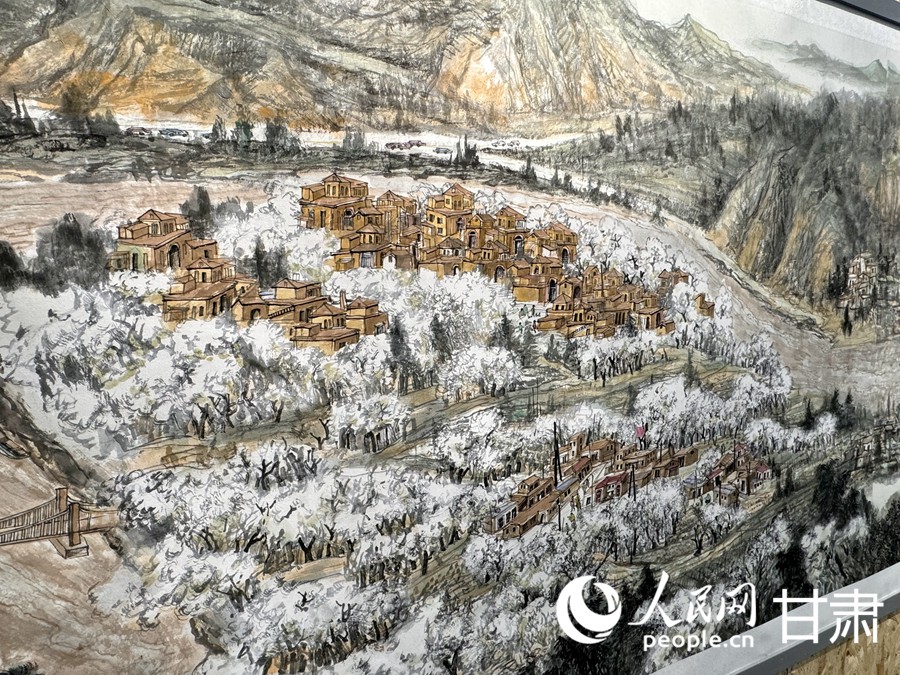 現場書畫作品。人民網記者 焦隆攝 