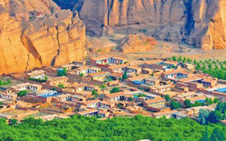 大河回轉處 鼓聲入云間