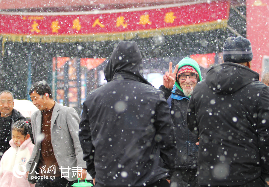 新春走基層|甘肅禮縣：瑞雪迎佳節 賞雪戲雪樂開懷【2】