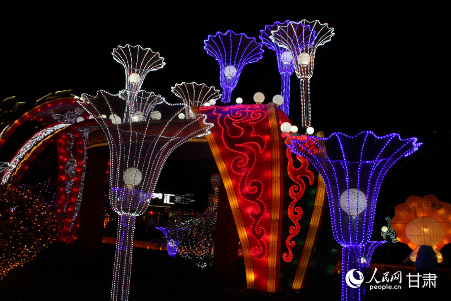 新春走基層|蘭州西固：璀璨燈展賀新春 共賞光影盛宴【5】