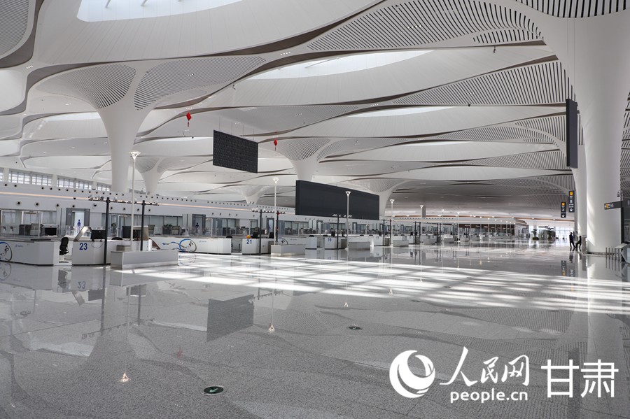 蘭州中川國際機場T3航站樓。人民網記者 焦隆攝