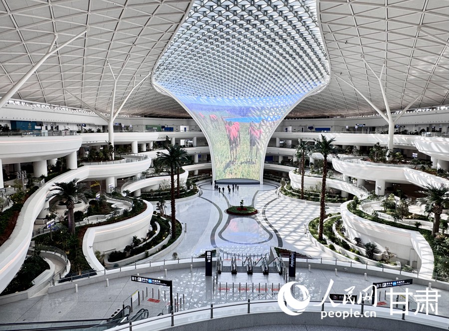 蘭州中川國際機場綜合交通中心(GTC)。人民網記者 焦隆攝