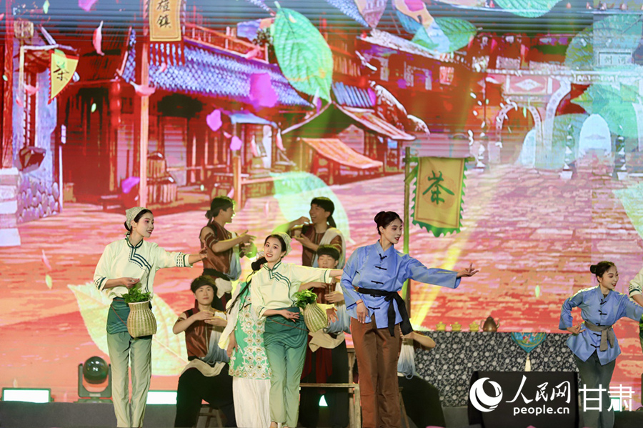 開幕式文藝表演。人民網記者 焦隆攝