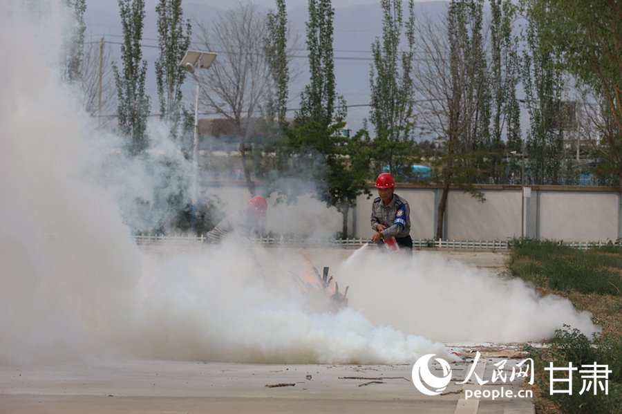 應急演練活動現場。人民網記者 焦隆攝