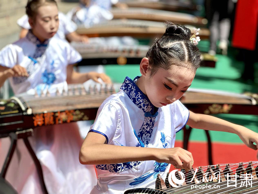 公祭大典現場。人民網記者 焦隆攝