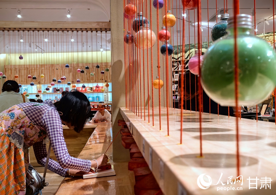 “集章打卡”，把敦煌記憶帶回家【3】