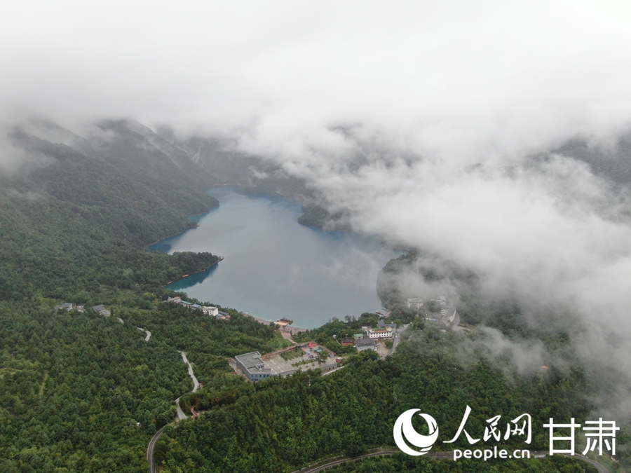 文縣天池。人民網記者 邵蘭攝