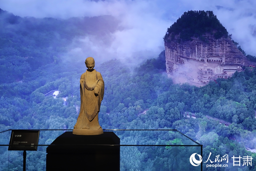 “東方微笑 跨越千年——佛教造像藝術展”在蘭開幕【2】