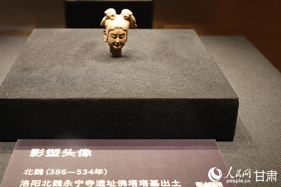 “東方微笑 跨越千年——佛教造像藝術展”在蘭開幕【8】