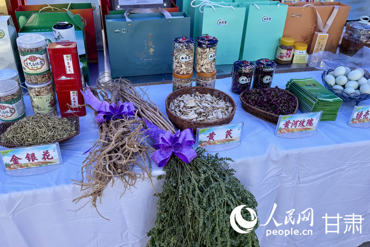 棗園市集中農特產品。人民網記者 焦隆攝