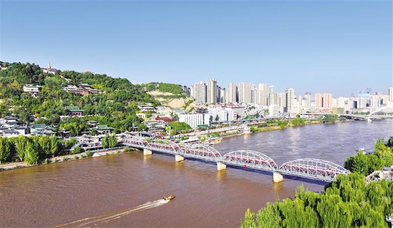 “十四五”時期，蘭州市堅持發展與保護共振，持續擦亮“黃河之濱也很美”城市名片。