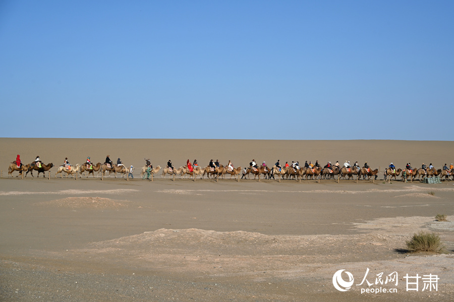 甘肅敦煌：駝鈴悠悠 大漠秋景醉游人【5】
