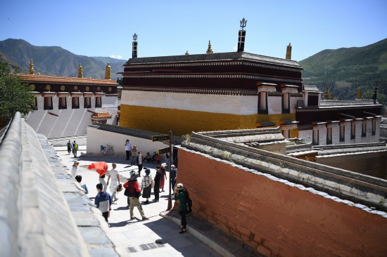 712ο^Aӛ  z